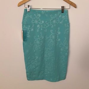 NWT LuLaRoe Cassie skirt size XS